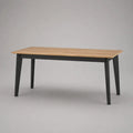Rechteckiger Esstisch aus MDF mit Eichenfurnier und Stahlgestell, Natur/Schwarz, 160 × 80 × 75 cm