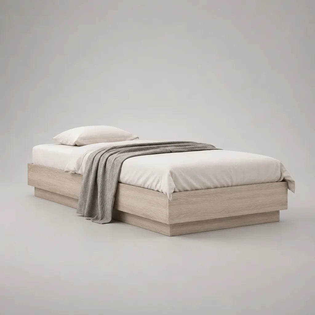 Bettgestell 140 × 200 cm aus melaminbeschichteter Spanplatte, Eiche hell, ohne Kopfteil